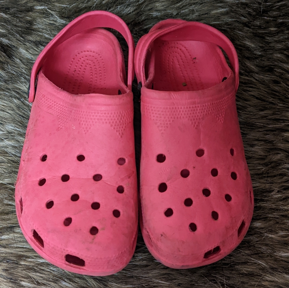 Children's Bright Pink Crocs- 4